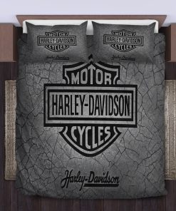 Harley-Davidson Logo Against Textured Dark Gray Bedding Sets