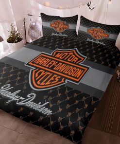 Harley-Davidson Logo Featuring Bold Shield Design And Skull Pattern Bedding Sets